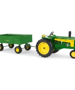 ERTL REPLICA 1/16 JOHN DEERE 730 with Bargebox Wagon, 45686