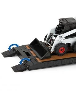 ERTL REPLICA 1/32 Peterbilt Model 579 Lowboy Bobcat Skid Loaders, 47368 7 ERTL REPLICA 1/32 Peterbilt Model 579 Lowboy Bobcat Skid Loaders, 47368 -Outlet Toys Store sftp a s assets20220725000000168